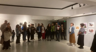 Nilüfer'de çocuk sanatçıların eserleri Teneffüs'te sergileniyor