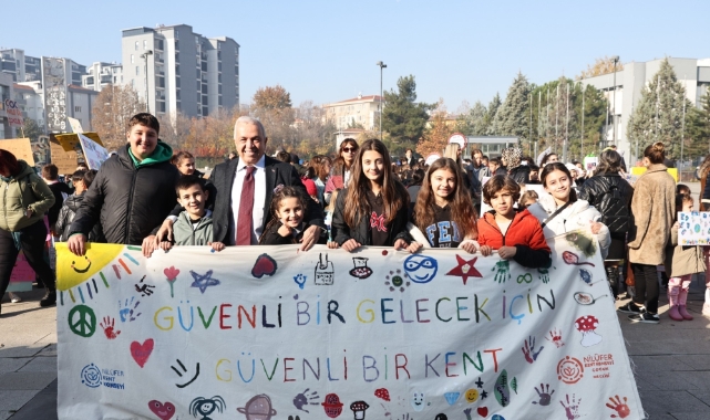 Nilüferli çocuklar 'Güvenli kent' için yürüdü
