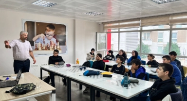 Osmangazi Belediyesi öğrencileri sınava hazırlık sürecinde yalnız bırakmadı