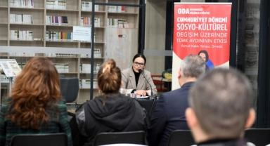 Osmangazi'de Türk aydınının Cumhuriyet dönemi sosyo-kültürel değişim üzerine etkisi konuşuldu