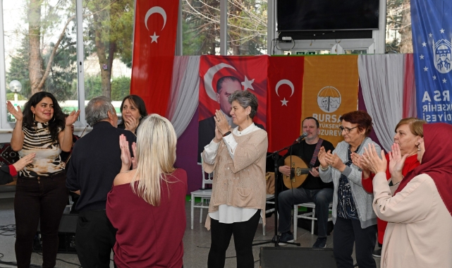 Osmangazi'den huzur evi sakinlerine moral konseri
