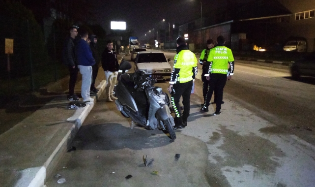 Otomobil ile çarpışan motosikletin sürücüsü ağır yaralandı