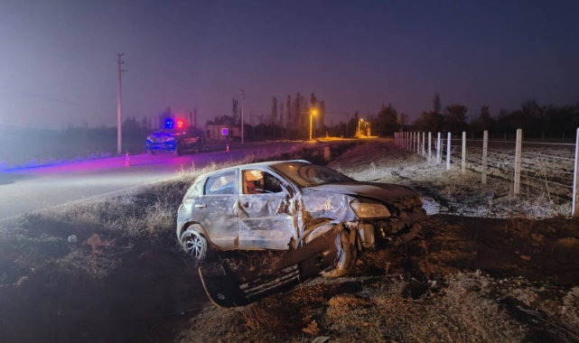 Otomobillerin hurdaya döndüğü kazada dört kişi yaralandı   