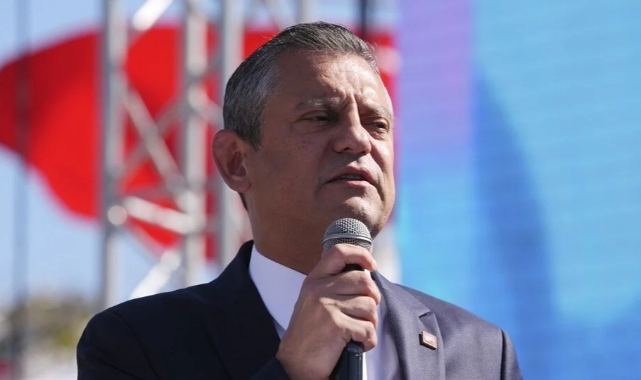 Özel'den tutuklu belediye başkanına ziyaret