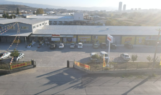 Özhan Marketler Zinciri'nin Nilüferköy şubesi açıldı