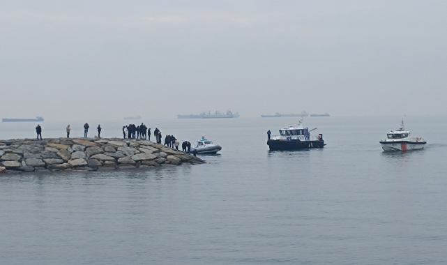 Pendik'te denizde 2 erkek cesedi bulundu