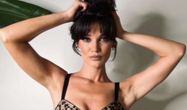 Pınar Deniz fit haliyle hamilelik halini kıyasladı!