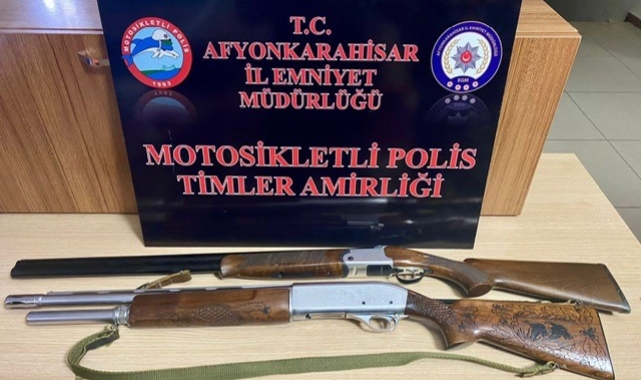 Polis şok uygulamada aranması olan 24 kişiyi yakaladı   