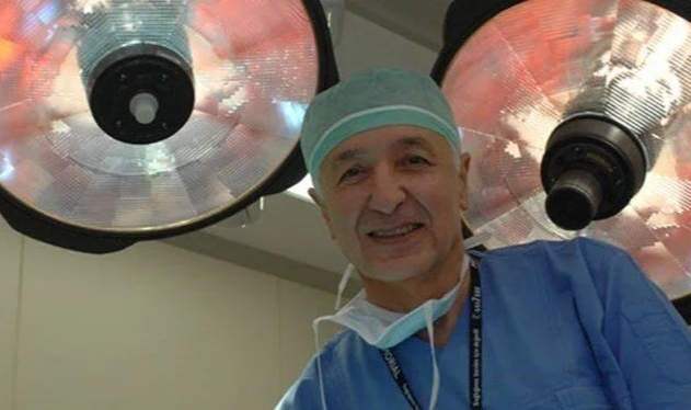 Prof. Dr. Münci Kalayoğlu hayatını kaybetti