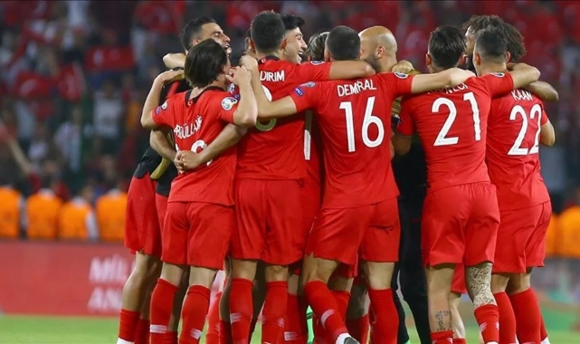 Rakip Galler hedef Uluslar A Ligi: İlk 11 belli oldu