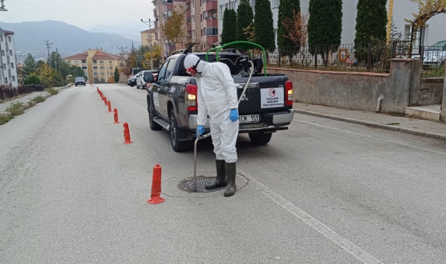 Rögarlarda ilaçlama çalışması yapıldı