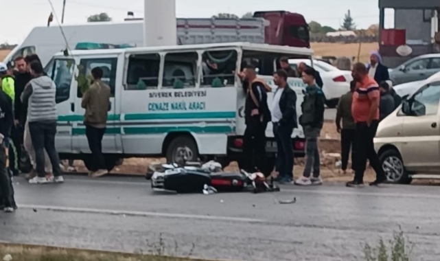 Şanlıurfa'da TIR'ın çarptığı motosiklet sürücüsü hayatını kaybetti.