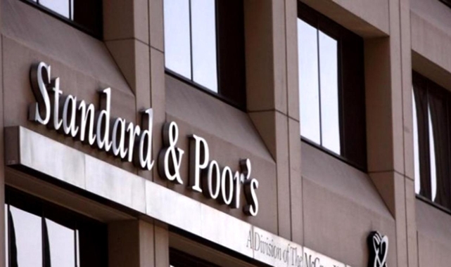 Standard & Poor's, Türkiye'nin kredi notunu yükseltti