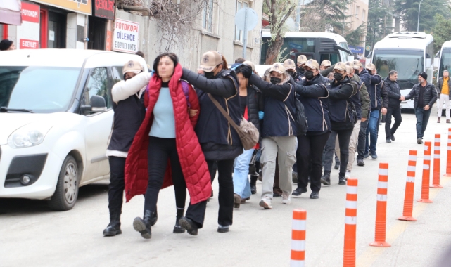Terör operasyonunda gözaltına alınan 9 şüpheli adliyede
