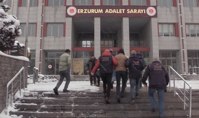 Terör propagandasına tutuklama