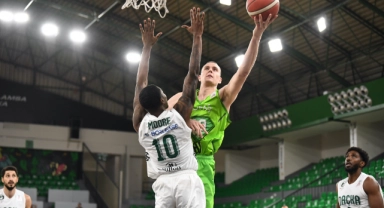 Tofaş Basketbol Takımı Manisa deplasmanında