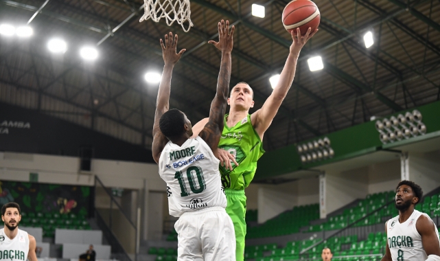Tofaş Basketbol Takımı Manisa deplasmanında