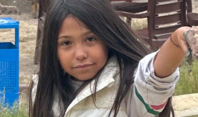 Üzerine demir bahçe kapısı devrilen 8 yaşındaki Asya öldü