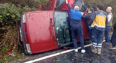 Zonguldak'ta otomobil kaza yaptı! 3 yaralı
