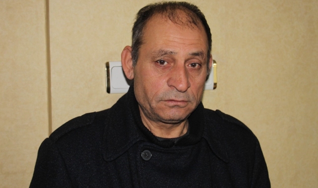 26 yıl önce evlatlık verdiği kızlarını arıyor