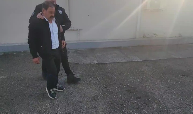 Adana'da korsan otoparkçı suçüstü yakalandı