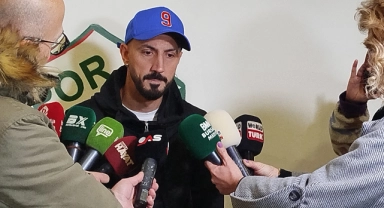 Ahmet İlhan Özek'ten hakeme tepki