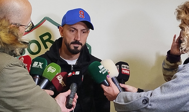 Ahmet İlhan Özek'ten hakeme tepki