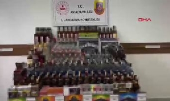 Alanya'da 1 milyonluk kaçak alkol ve tütün operasyonu