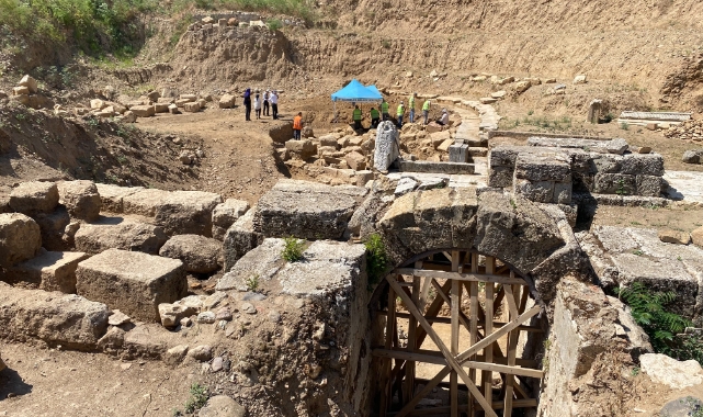 Alaşehir'deki antik tiyatro için protokol imzalandı