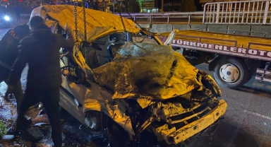Artvin’de kontrolden çıkan araç dereye uçtu: 1 ölü, 2 yaralı