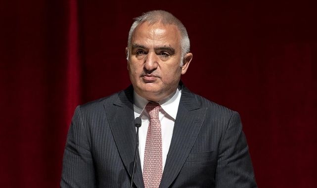 Bakan Ersoy: "Engelleri aşmanın yolu, sevgi, anlayış ve dayanışmadan geçiyor"