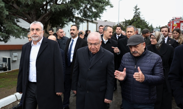 Bakan Güler, Balıkesir'deki patlama sonrası incelemelerde bulundu