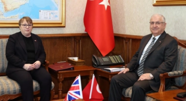 Bakan Güler İngiliz bakan ile görüştü