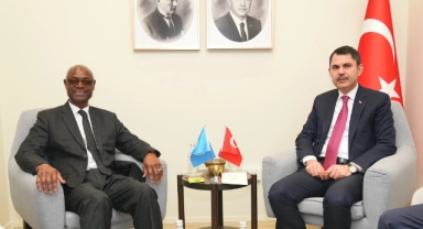 Bakan Murat Kurum, Ibrahim Thiaw ile bir araya geldi