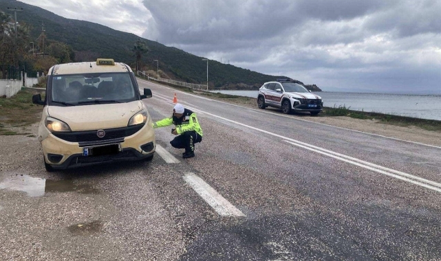 Balıkesir'de jandarma’dan kış lastiği denetimi