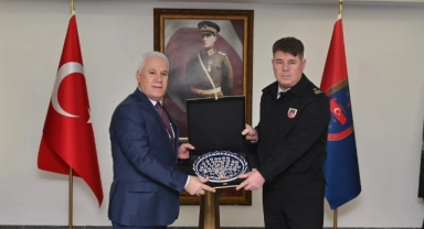 Başkan Bozbey'den Bursa İl Jandarma Komutanı Tuğgeneral Tataroğlu’na ziyaret!