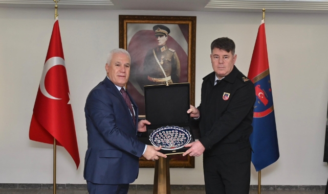 Başkan Bozbey'den Bursa İl Jandarma Komutanı Tuğgeneral Tataroğlu’na ziyaret!