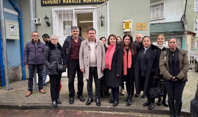 Başkan Erkan Aydın mahalleleri adım adım geziyor