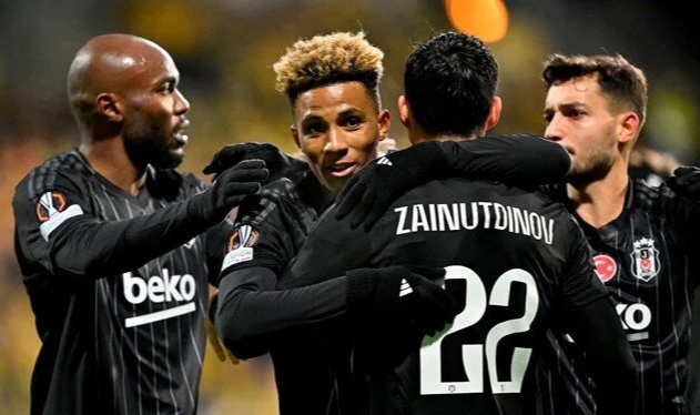 Beşiktaş yarın Adana Demirspor'a konuk olacak