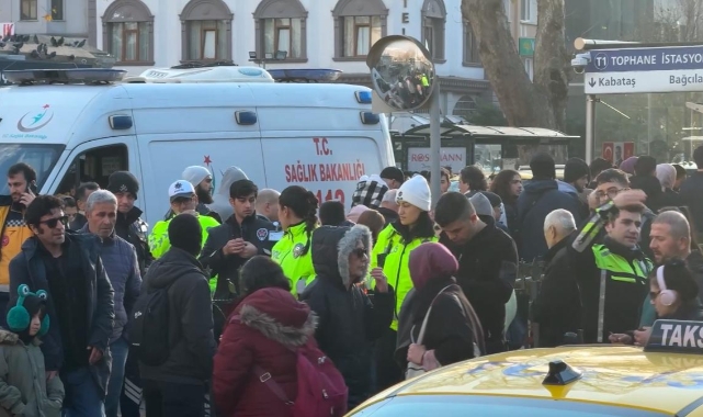 Beyoğlu'nda Tramvay'ın altında kalan yaşlı adam kurtarıldı