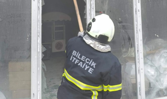 Bilecik'te bir depoda çıkan yangın söndürüldü