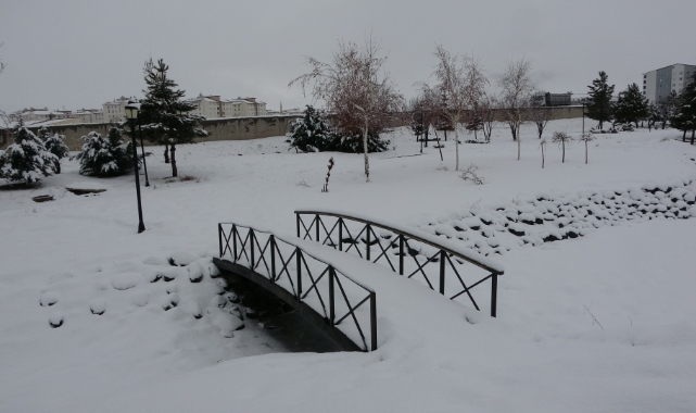 Bitlis'te kar yağışı