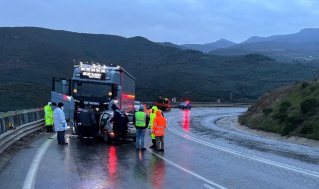 Bursa'da feci kaza! Kafa kafaya çarpıştılar