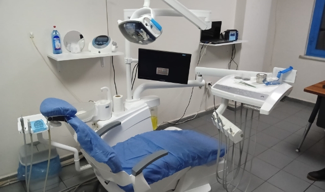 Bursa'da kaçak diş muayenehanesine baskın!