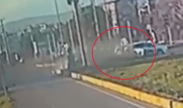 Bursa'da kırmızı ışık ihlali 1 kişinin öldüğü kaza anı kamerada