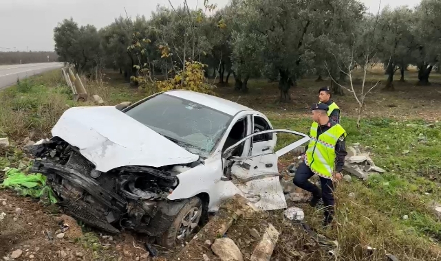 Bursa'da kontrolden çıkan araç tarlaya uçtu