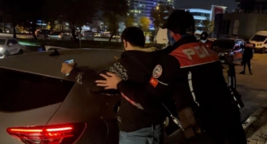 Bursa'da zehir tacirleri takside kıskıvrak yakalandı!