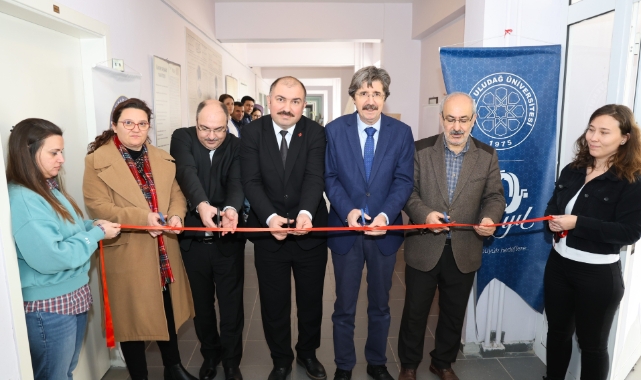 Bursa vakfiyeleri ve vakıf eserleri sergisi BUÜ'de açıldı