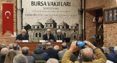 'Bursa Vakfiyeleri ve Vakıf Sergi Eserleri Fotoğraf Sergisi' ziyarete açıldı