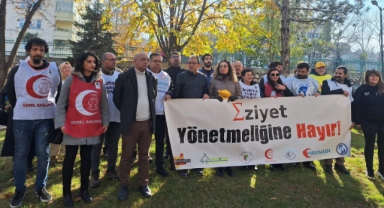 Bursalı sağlık çalışanlarının yeni yönetmeliğe tepkisi sürüyor